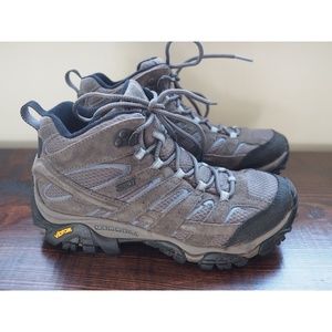 merrell moab 2 mid hiking boots